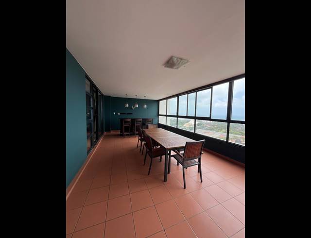 2 BEDROOM APARTMENT TO LET IN POINT WATERFRONT